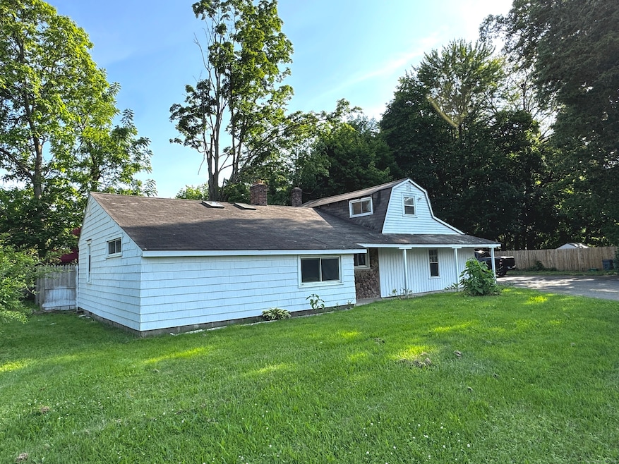 16 1/2 E Maple St, Plainville, CT 06062 - photo 1