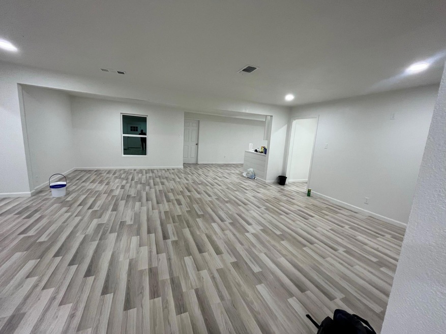 198 Rhoades Ln, Springtown, TX 76082 - photo 1