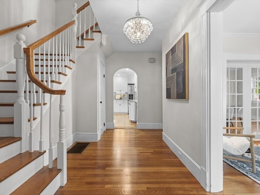 Pending $1,125,000 • Co-Listing Agent