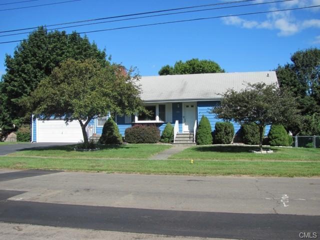 260 Fairfax Dr, Stratford, CT 06614 - photo 1