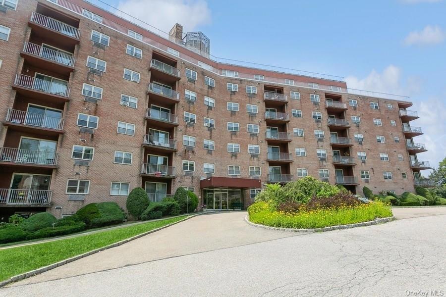 Peekskill Towers unit 3P, Peekskill, NY 10566 - photo 1