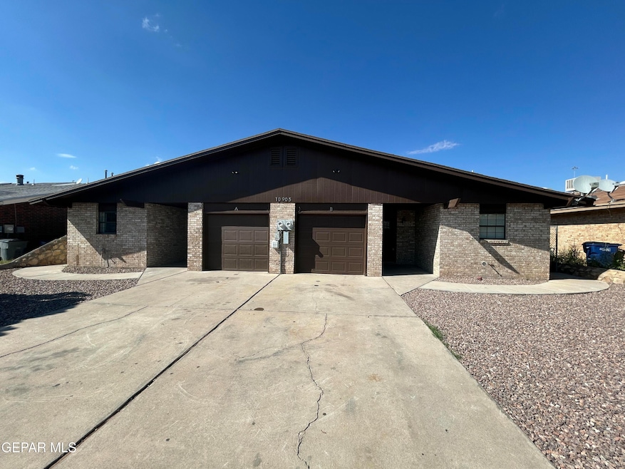 For Sale $435,000 • Co-Listing Agent