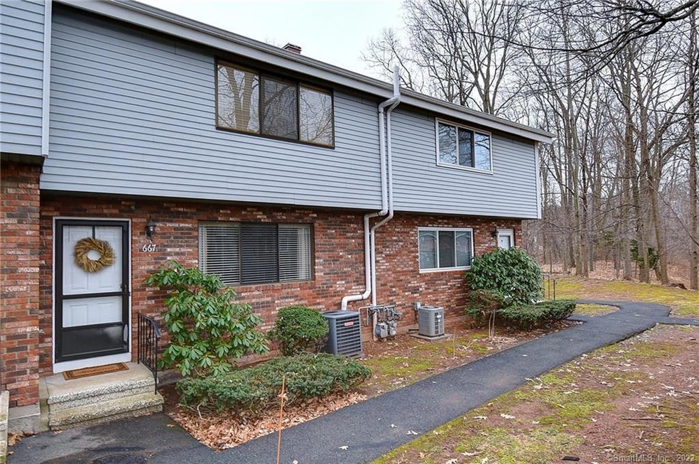 667 Churchill Dr unit 667, Newington, CT 06111 - photo 1