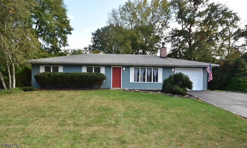 3 Lori Ln, Lincoln Park, NJ 07035 - photo 1