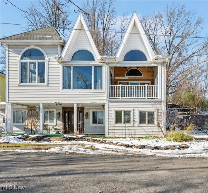 584 Apple Dr, Akron, OH 44319 - photo 1