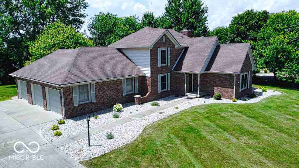 2413 Griton Ct, Shelbyville, IN 46176 - photo 1