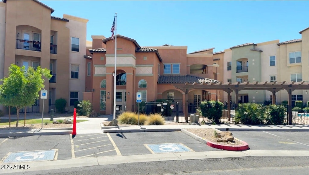 Park Place unit 11212, Surprise, AZ 85374 - photo 1