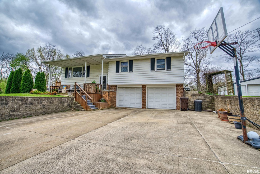 4353 N Koerner Rd, Peoria, IL 61615 - photo 1