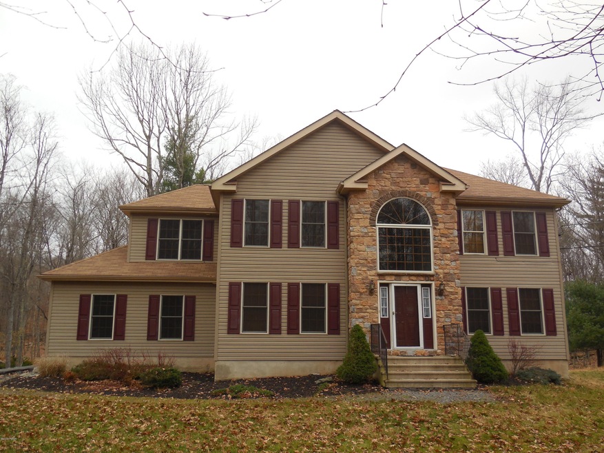 106 Aster Ct, Milford, PA 18337 - photo 1