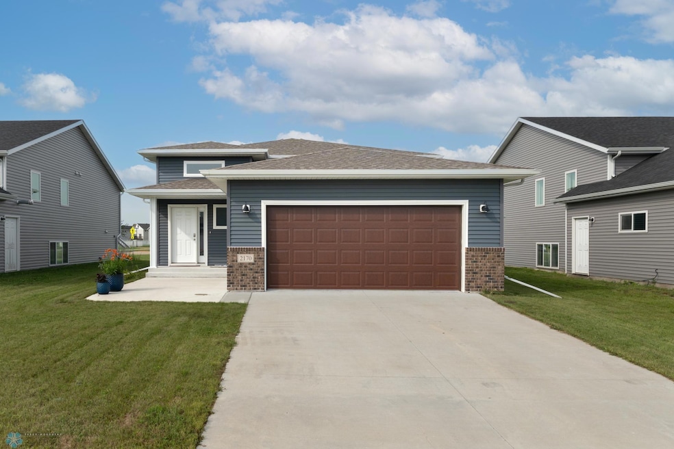 For Sale $349,900 • Co-Listing Agent