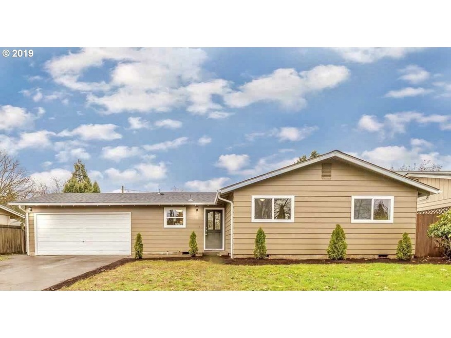 1411 W Quinalt St, Springfield, OR 97477 - photo 1