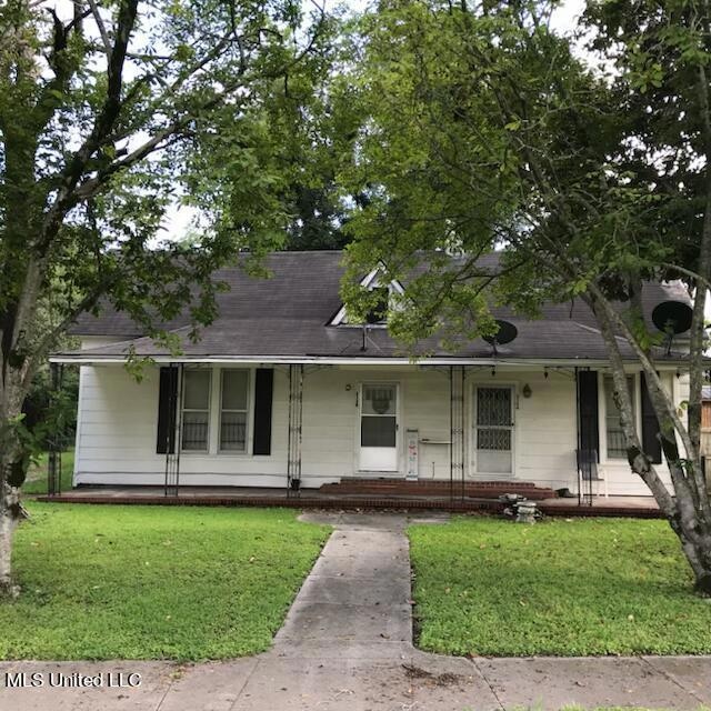 312 Hopson St, Lyon, MS 38645 - photo 1