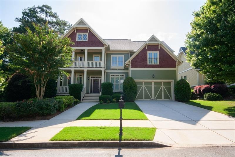 Majestic Craftsman on Quiet Cul-de-Sac Street with
