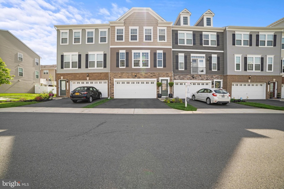 10620 Hinton Way, Manassas, VA 20112 - photo 1