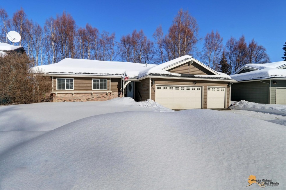 8020 Summerset Dr, Anchorage, AK 99518 - photo 1