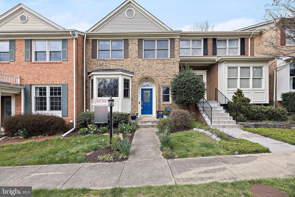 9012 Daum Ct, Springfield, VA 22153 - photo 1