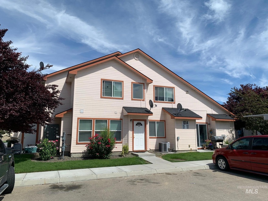 1014 S Locust St, Nampa, ID 83686 - photo 1