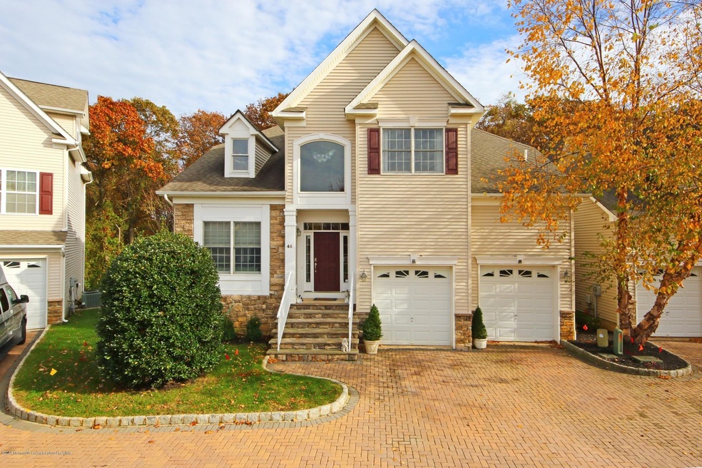 44 Savannah Ct unit 44, Atlantic Highlands, NJ 07716 - photo 1