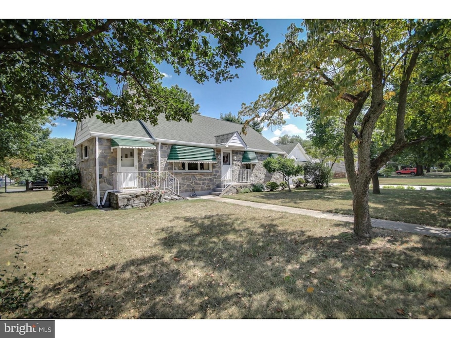 4 Mellon Ave, Gibbstown, NJ 08027 - photo 1