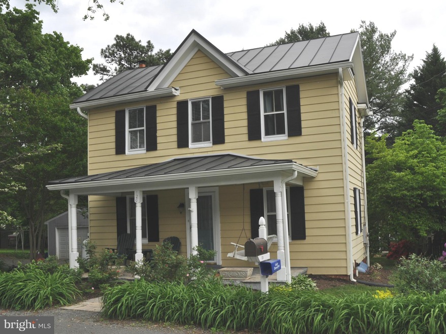 120 N 18th St, Purcellville, VA 20132 - photo 1