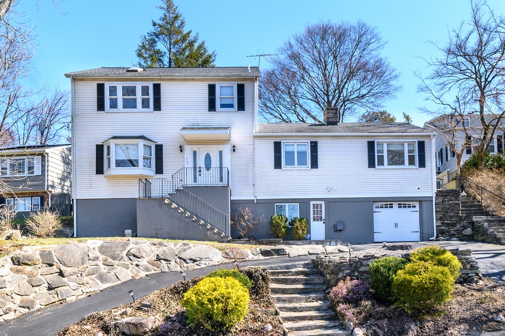7 Jessup St, Stamford, CT 06902 - photo 1