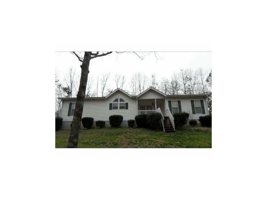 Exterior Front. Nice split bedroom mobile home in 