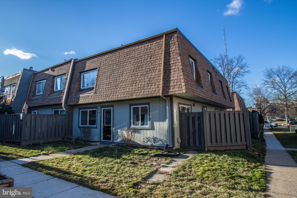 3894 Manzanita Place unit A, Alexandria, VA 22309 - photo 1