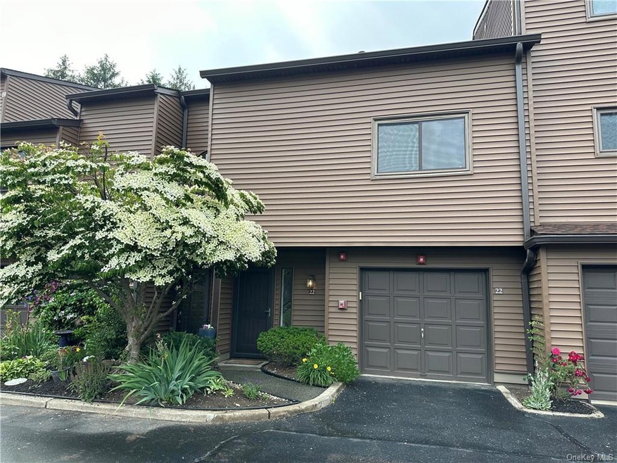 22 Aspen Ct unit D109, Nanuet, NY 10954 - photo 1