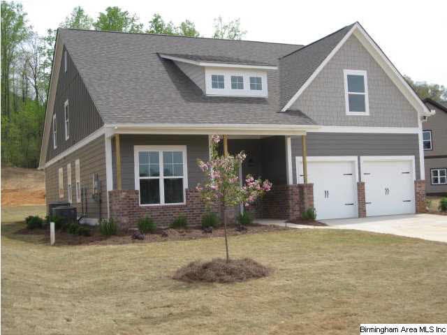 6 bedrooms, 3 baths! Seller is offering $2,500 tow
