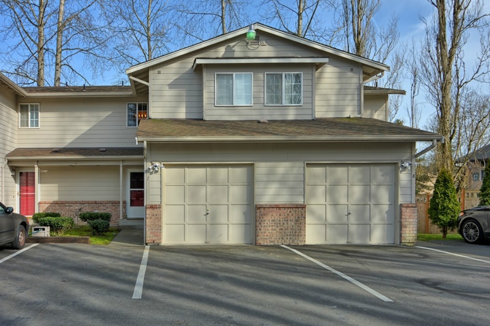 126 W Casino Rd unit 7, Everett, WA 98204 - photo 1