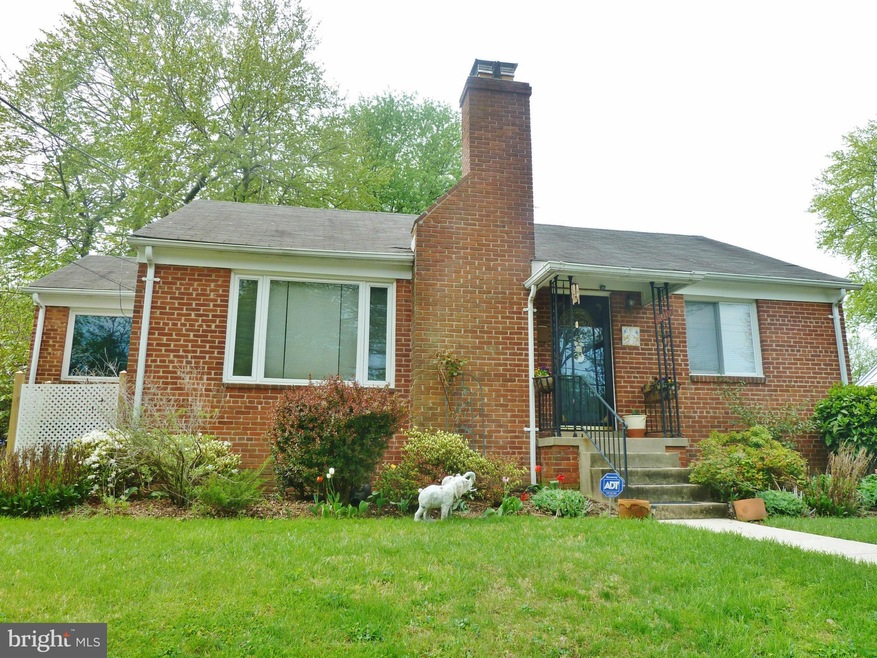 5006 Aurora Dr, Kensington, MD 20895 - photo 1