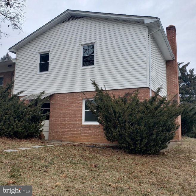 1509 Caroline St unit 1, Winchester, VA 22601 - photo 1