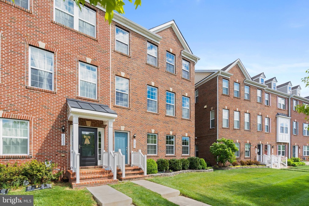 10271 Hastings Dr, Manassas, VA 20110 - photo 1