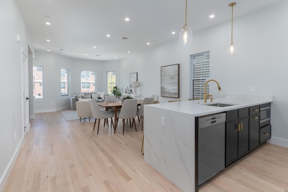 218 Brooks St unit 1, Boston, MA 02128 - photo 1