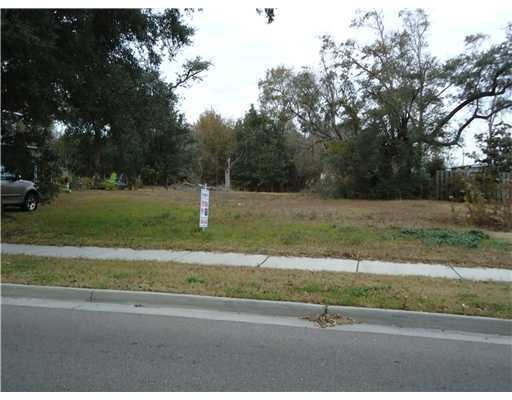 118 W 3rd St, Long Beach, MS 39560 - photo 1