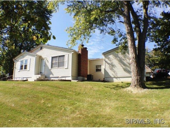 Welcome to 520 Bissell Ave