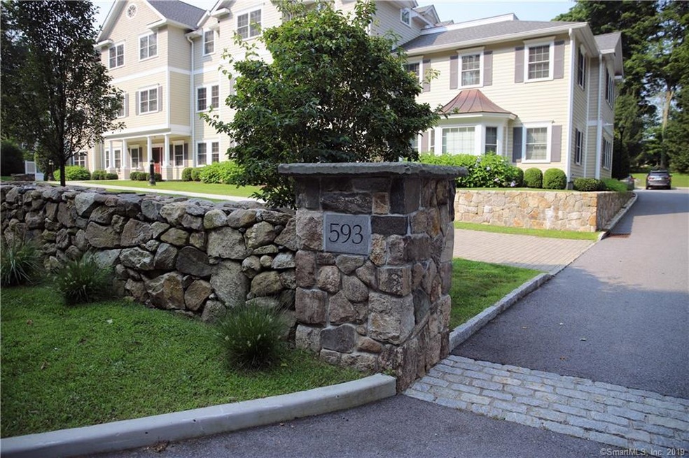 593 Main St unit 204, Ridgefield, CT 06877 - photo 1