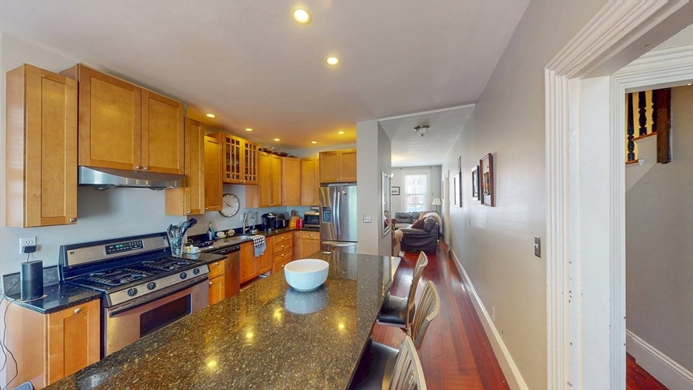 58 P St unit 1, Boston, MA 02127 - photo 1