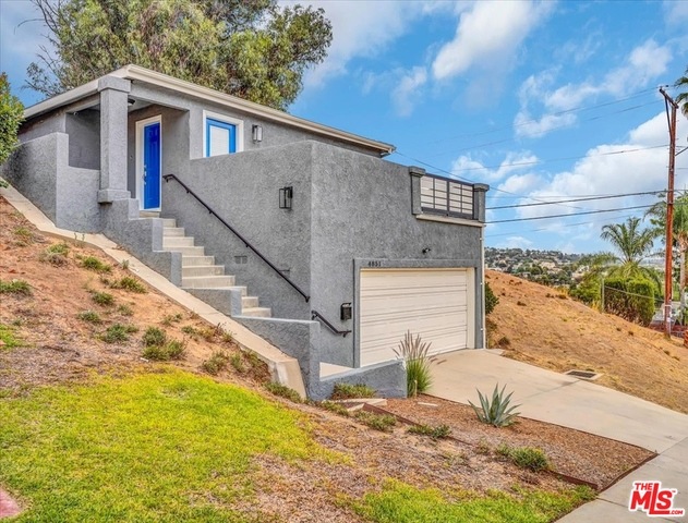 Sold $1,125,000 • Co-Listing Agent