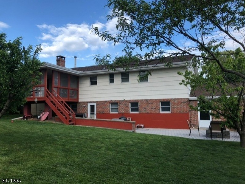 163 E Prospect St, Hackettstown, NJ 07840 - photo 1