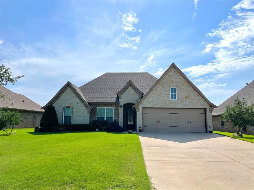 3517 Abes Landing Dr, Granbury, TX 76049 - photo 1
