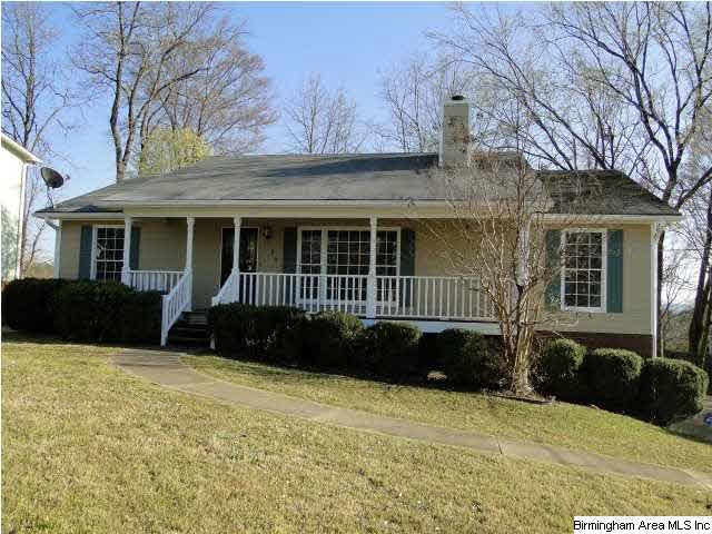 772 Gable Dr, Center Point, AL 35215 - photo 1