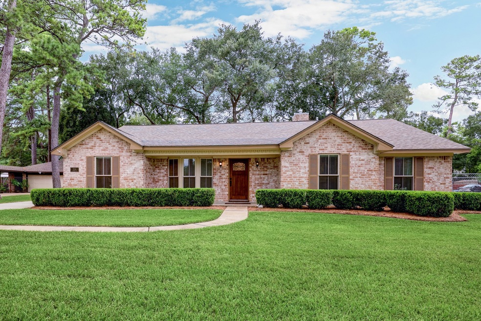 9126 Burger Ln, Houston, TX 77040 - photo 1