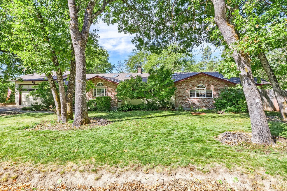 Sold $459,500 • Co-Listing Agent