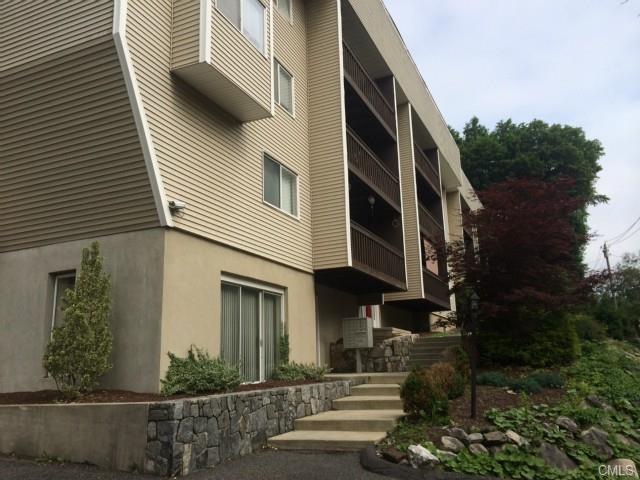 42 Coalpit Hill Rd unit 9, Danbury, CT 06810 - photo 1