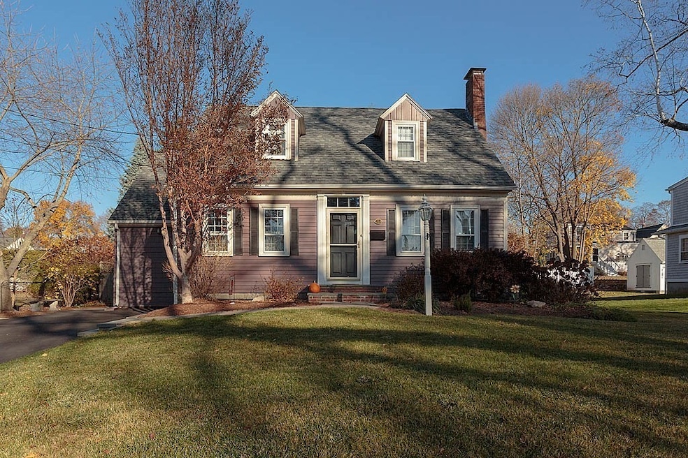 211 High St, Reading, MA 01867 - photo 1