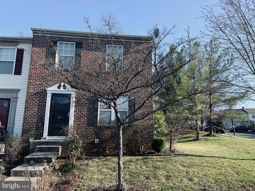 7611 Oakbridge Dr, Windsor Mill, MD 21244 - photo 1