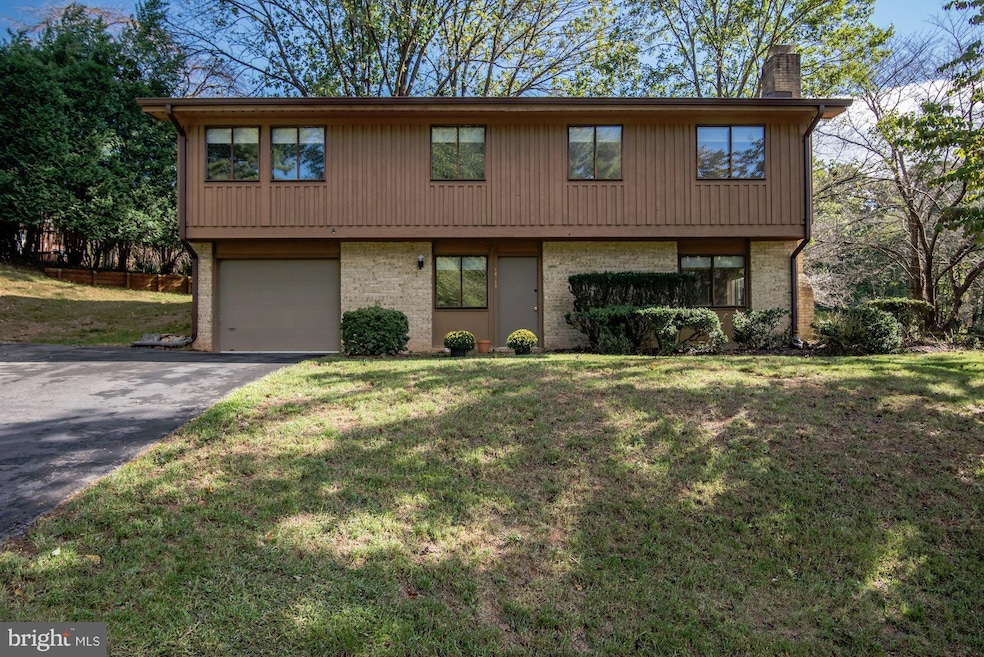 14917 Talking Rock Ct, North Potomac, MD 20878 - photo 1