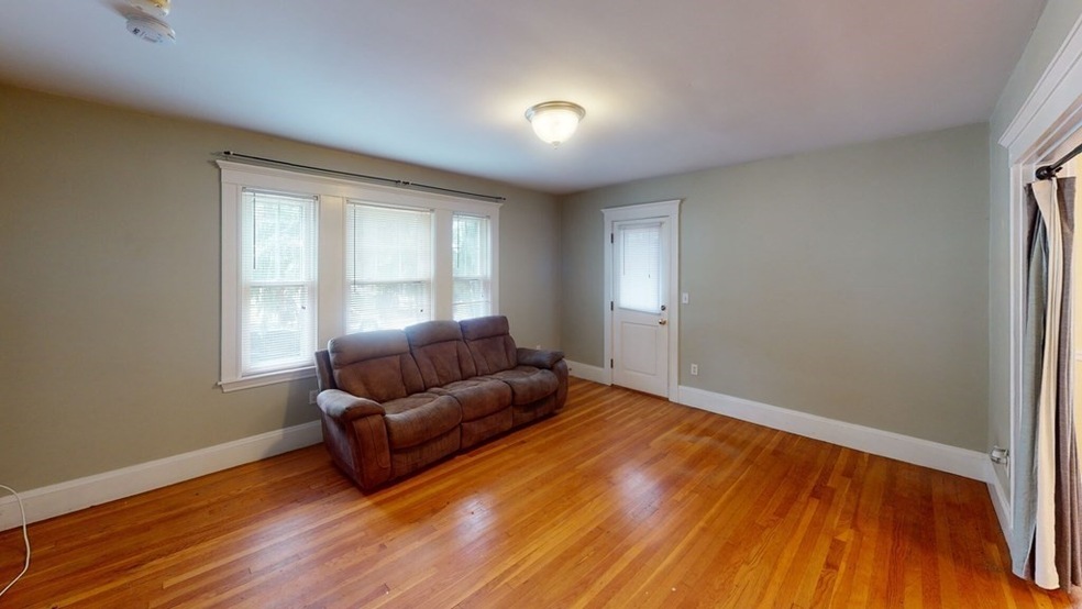 189 Wordsworth St unit 1, Boston, MA 02128 - photo 1