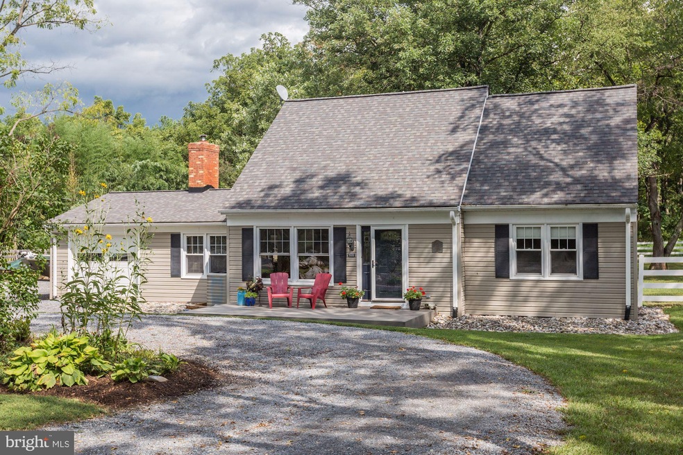 1728 Crums Church Rd, Berryville, VA 22611 - photo 1